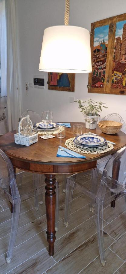 Minimal Chic House Fast Wi-Fi, Private Garden & Free Parking Villa Bologna Exterior photo